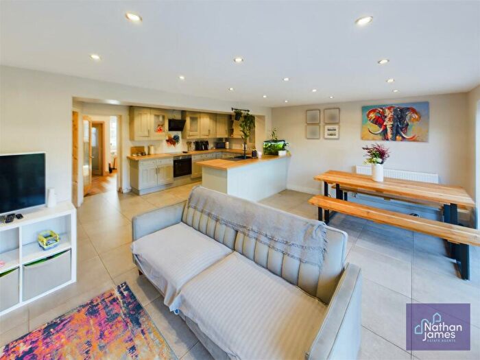 3 Bedroom Semi-Detached House For Sale In Crossway, NP26
