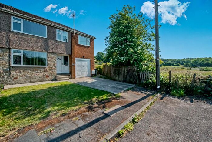 4 Bedroom Semi-Detached House For Sale In Ashbourne Drive, Cleckheaton, West Yorkshire, BD19