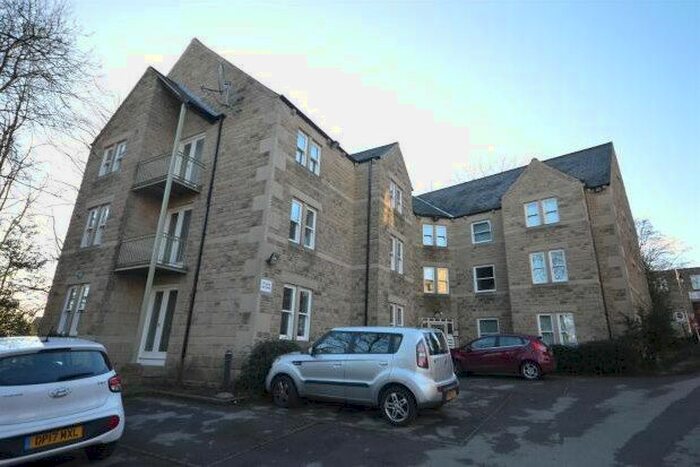 2 Bedroom Flat To Rent In Tapton Court, Sheffield, S10