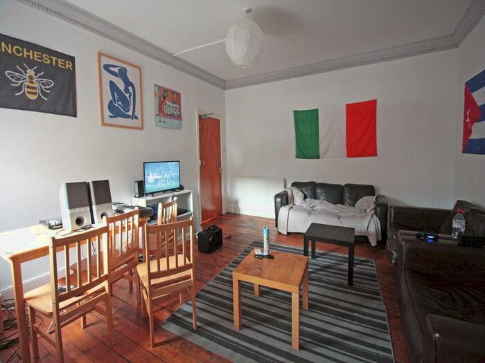 6 Bedroom Property To Rent In Glenthorn Road, West Jesmond, Newcastle Upon Tyne, NE2