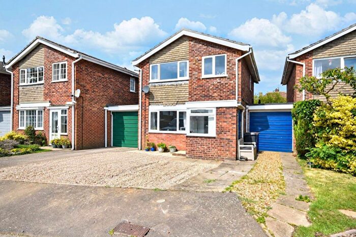 3 Bedroom Detached House For Sale In Stafford Road, Gretton, NN17