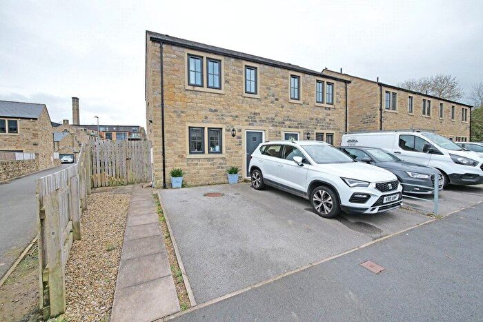 2 Bedroom Semi-Detached House For Sale In Haw Croft, Cononley, BD20