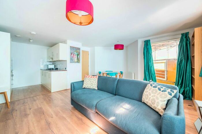 1 Bedroom Flat To Rent In Seren Park Gardens, Blackheath, London, SE3