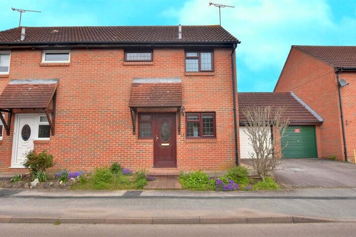 2 Bedroom Semi-Detached House To Rent In Normansfield, Dunmow, CM6