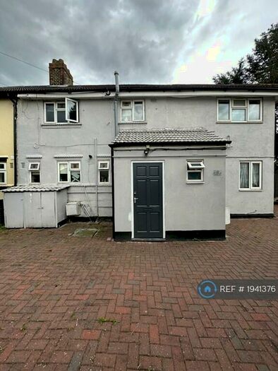 1 Bedroom Flat To Rent In West Park Close, London, RM6