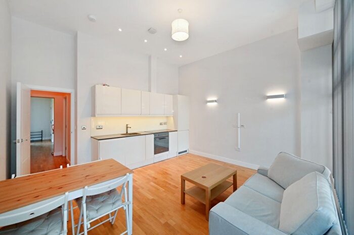 1 Bedroom Flat To Rent In Staines Road West, Sunbury-On-Thames, TW16