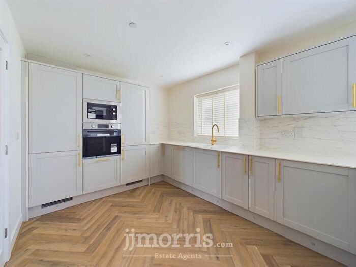 2 Bedroom Semi-Detached Bungalow For Sale In Beaconing Fields Development, Steynton, Milford Haven, SA73