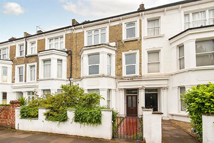 1 Bedroom Flat To Rent In Percy Road, Shepherds Bush, W12