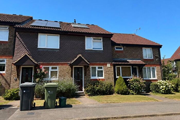 2 Bedroom Terraced House To Rent In Burpham, GU4