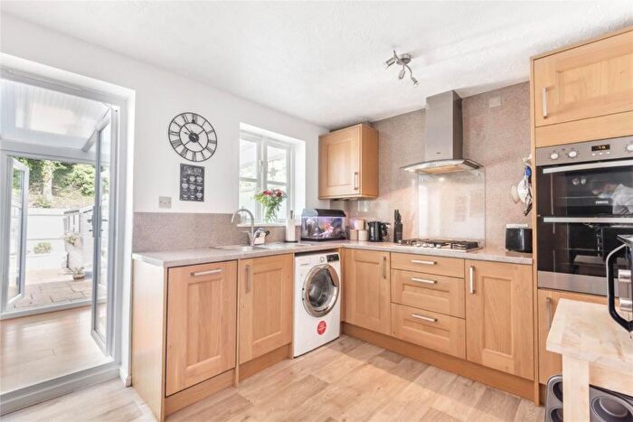 2 Bedroom Property To Rent In Helegan Close, Orpington, BR6