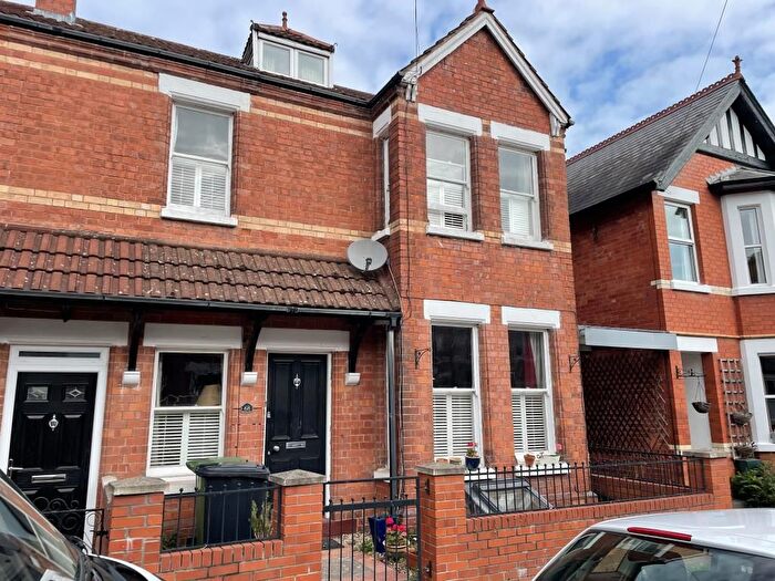 4 Bedroom Semi-detached House For Sale In Hereford, Herefordshire, HR4