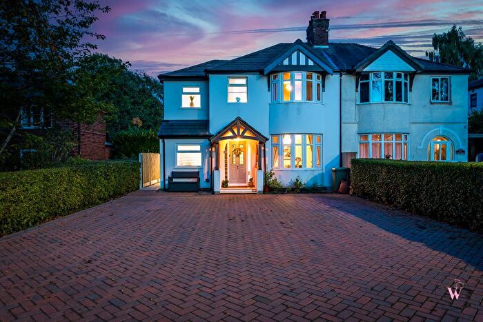 3 Bedroom Semi-Detached House For Sale In Forest Road, Cuddington, Northwich, CW8