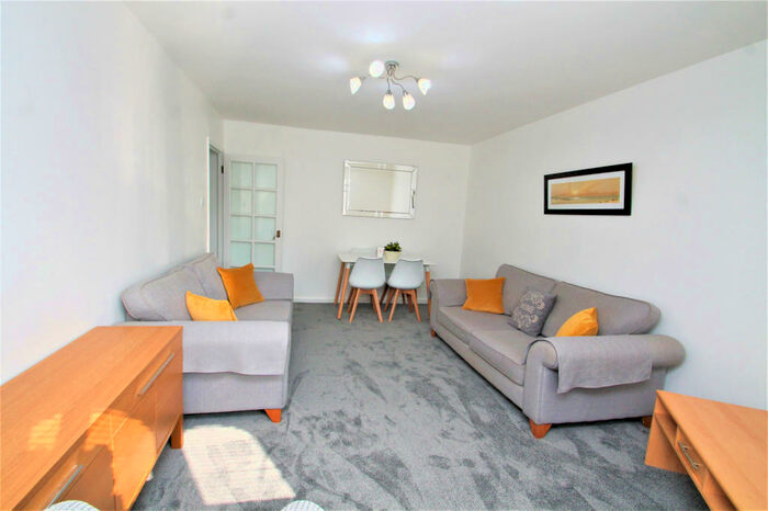 1 Bedroom Flat To Rent In Harrow View, Harrow, HA1