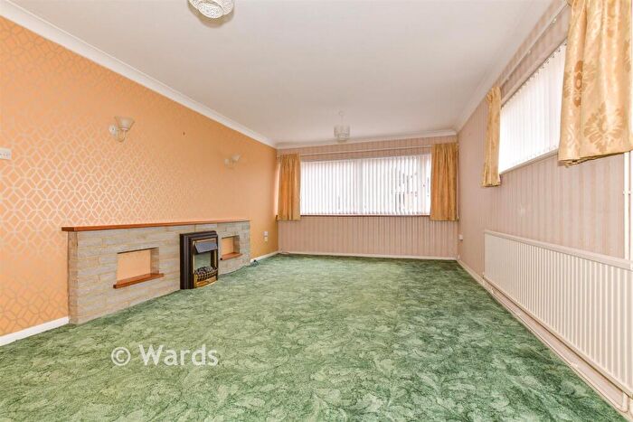 2 Bedroom Detached Bungalow For Sale In Meadow Close, Herne Bay, Kent, CT6