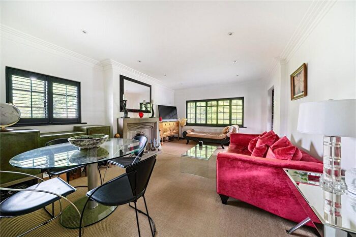 2 Bedroom Apartment To Rent In Broomfield Court, Broomfield Park, Sunningdale, Berkshire, SL5