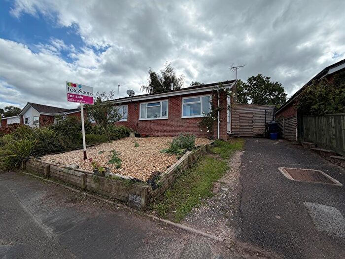 3 Bedroom Semi-Detached House For Sale In Chilcott Close, Tiverton, EX16