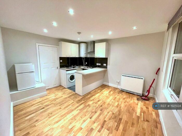 1 Bedroom Flat To Rent In Church Street, Croydon, CR0