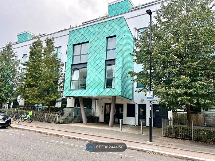 2 Bedroom Flat To Rent In Drayton Park, London, N5