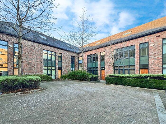 1 Bedroom Flat For Sale In Lime Square, City Road, Newcastle Upon Tyne, NE1