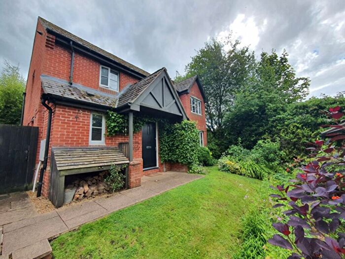 6 Bedroom Detached House For Sale In Wheeler Close, Pewsey, SN9