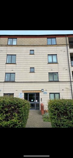 2 Bedroom Flat To Rent In Manor Gardens, London, N7