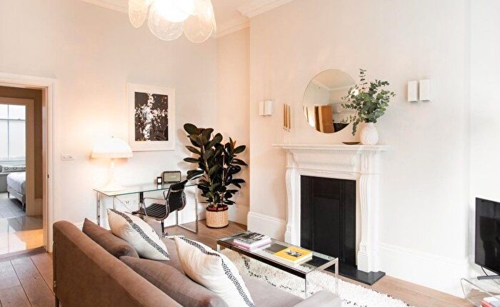 1 Bedroom Flat To Rent In Welbeck Street, South Marylebone, W1G