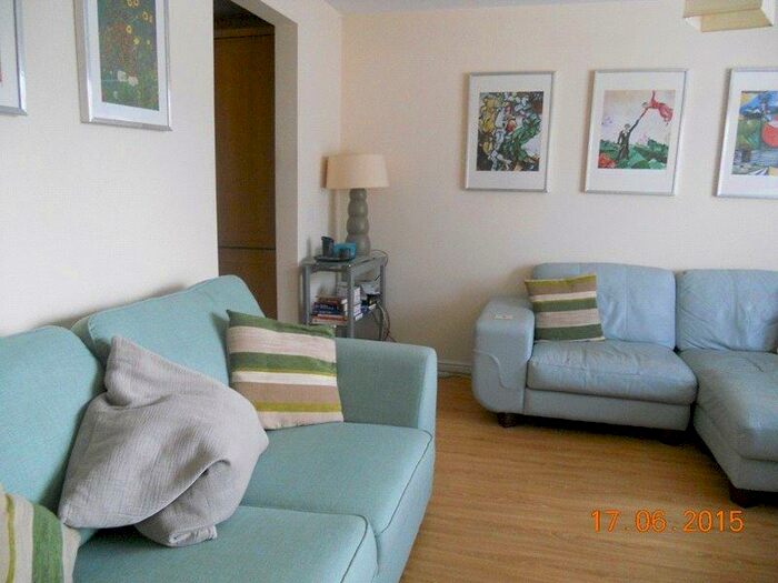 2 Bedroom Flat To Rent In Greengage, Manchester, M13