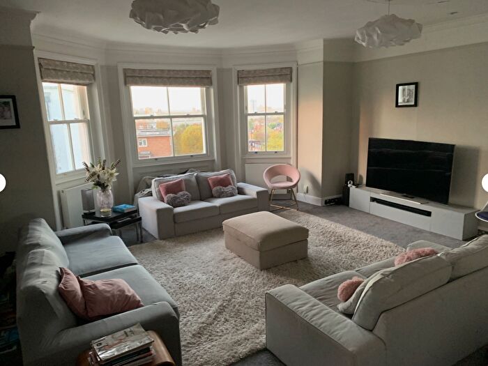 3 Bedroom Maisonette To Rent In College Crescent, London, NW3