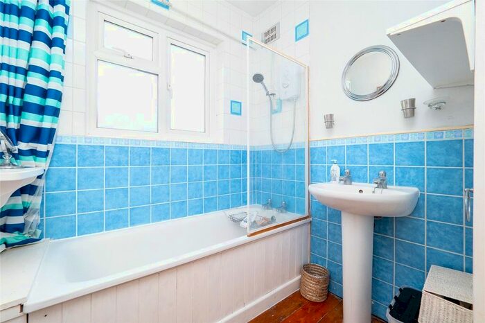 3 Bedroom Semi-Detached House To Rent In Waverley Avenue, Sutton, SM1