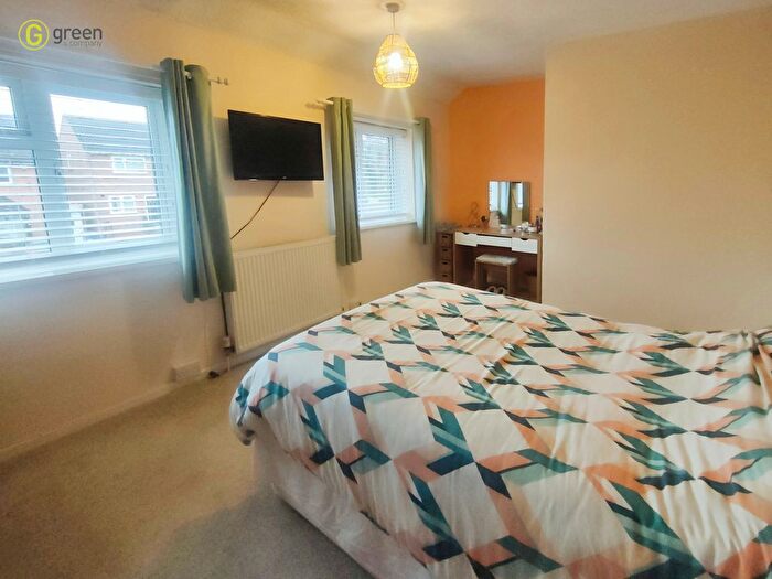 2 Bedroom Semi-Detached House For Sale In Shopton Road, Shard End, Birmingham, B34