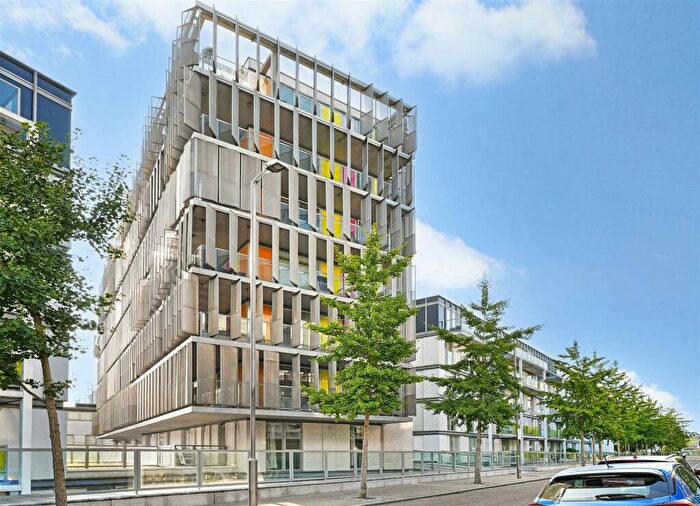 2 Bedroom Apartment To Rent In Hudson Apartments, New River Village, Hornsey, N8