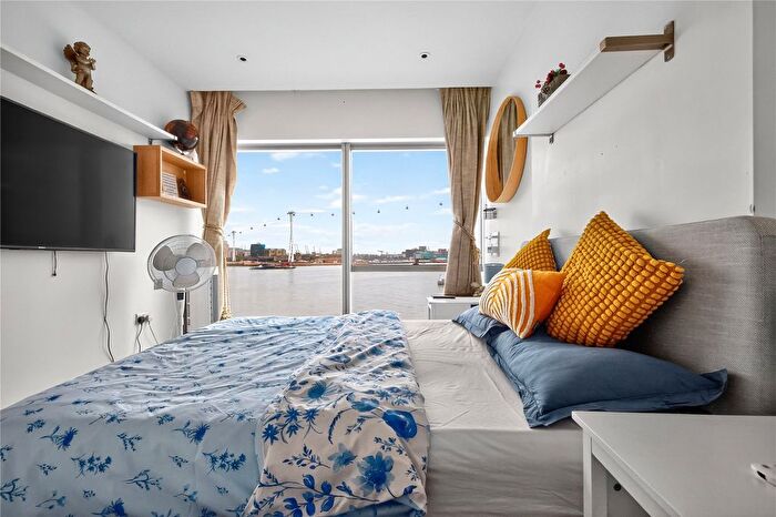 2 Bedroom Flat To Rent In Cutter Lane, London, SE10