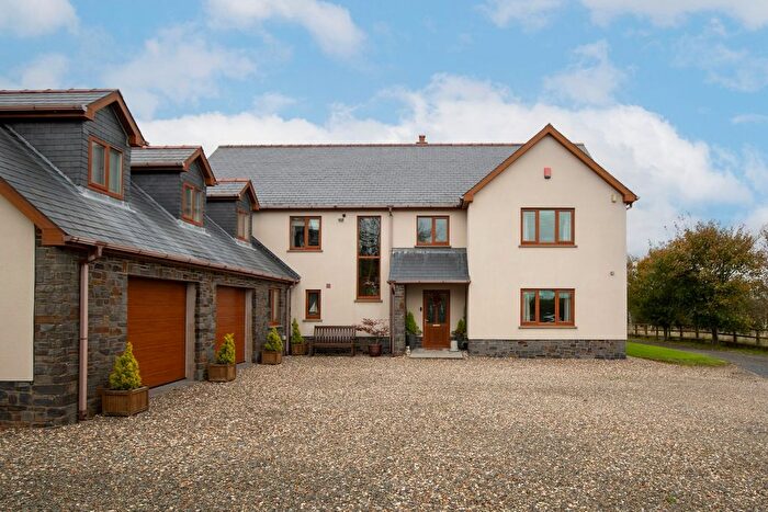 4 Bedroom Detached House For Sale In Laugharne, Carmarthen, SA33