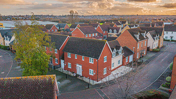 4 Bedroom Detached House For Sale In Temple Way, Rayleigh, SS6