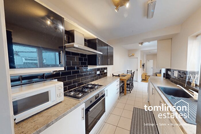 6 Bedroom Semi-Detached House To Rent In Hungerton Street, Lenton, Nottingham, NG7