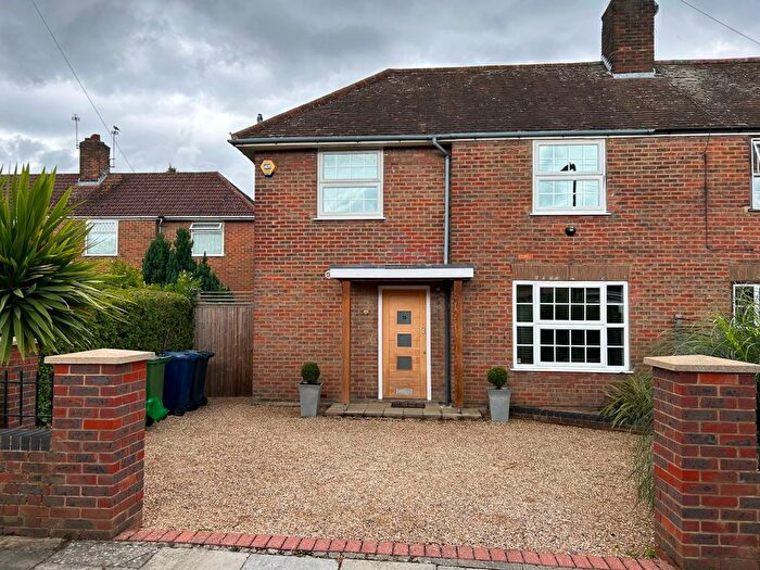 4 Bedroom Semi-Detached House To Rent In Alwyn Gardens, London, W3