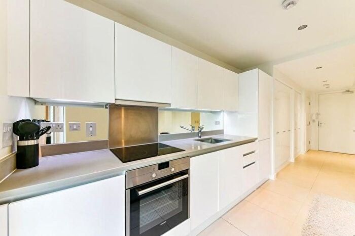 Studio To Rent In Binnacle House, Cobblestone Square, Shadwell, Wapping, Tower Hill, London, E1W