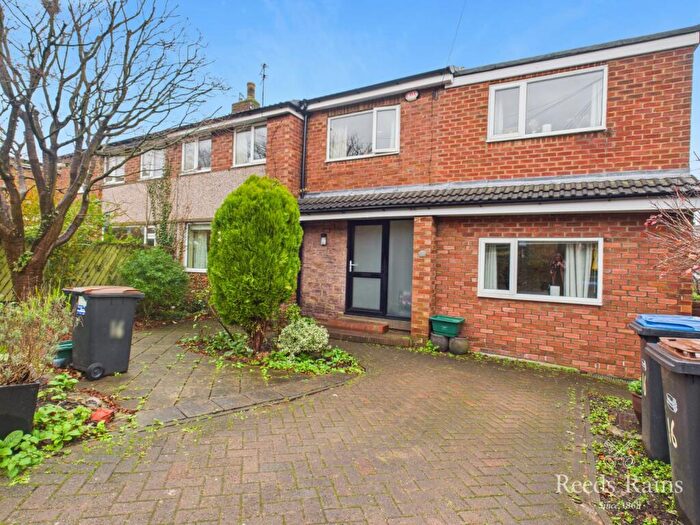 5 Bedroom Semi Detached House To Rent In Mayorswell Field, Durham, DH1