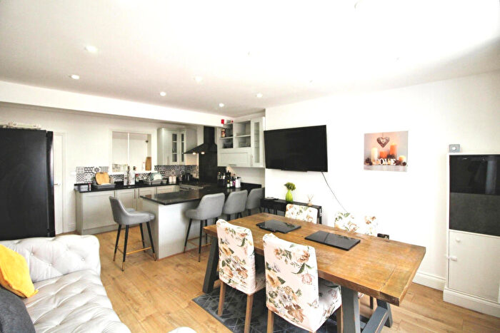 3 Bedroom Terraced House For Sale In Feenan Highway, Tilbury, Essex, RM18