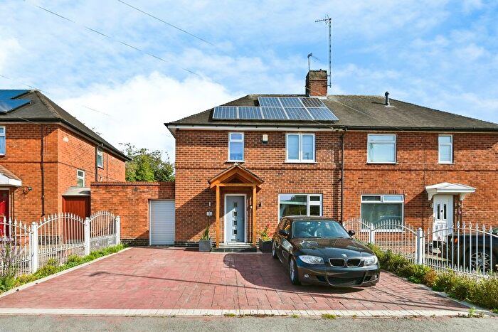 3 Bedroom Semi-Detached House For Sale In Whitemoss Close, Wollaton, Nottingham, NG8