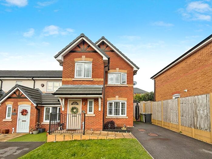 3 Bedroom Property For Sale In Livesley Road, Macclesfield, SK10