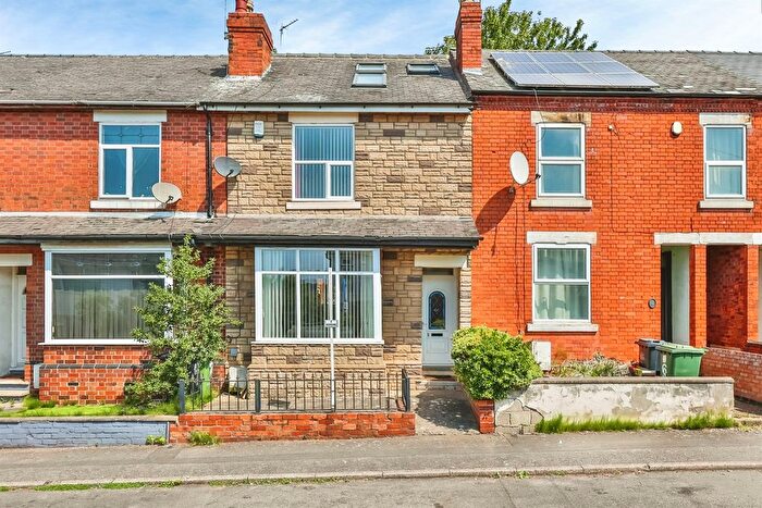 4 Bedroom Terraced House For Sale In Ash Mount Road, Langley Mill, Nottingham, NG16