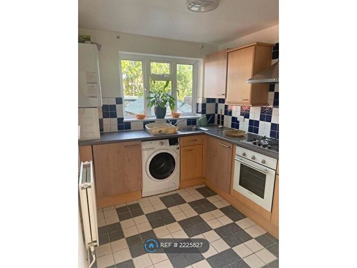 1 Bedroom Maisonette To Rent In Braemar Avenue, Wembley, HA0