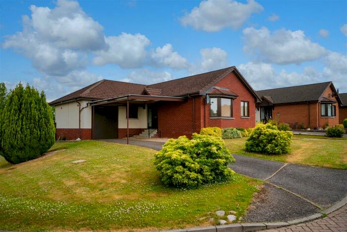 3 Bedroom Detached Bungalow For Sale In Wellside Lane, Balloch, Inverness, IV2