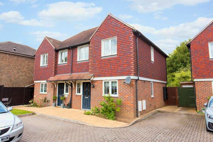 2 Bedroom Semi-Detached House For Sale In The Street, Adisham, CT3