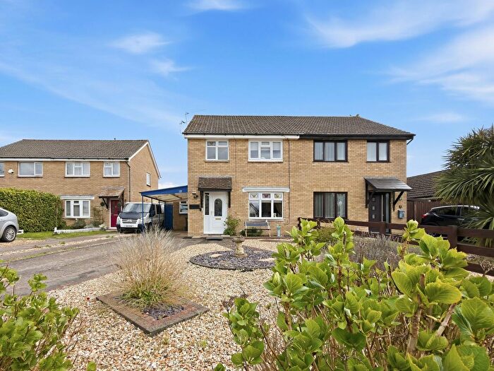 3 Bedroom Semi-Detached House For Sale In Dancing Close, Undy, NP26