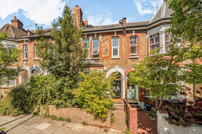 4 Bedroom Terraced House For Sale In Millfields Road, Clapton, E5