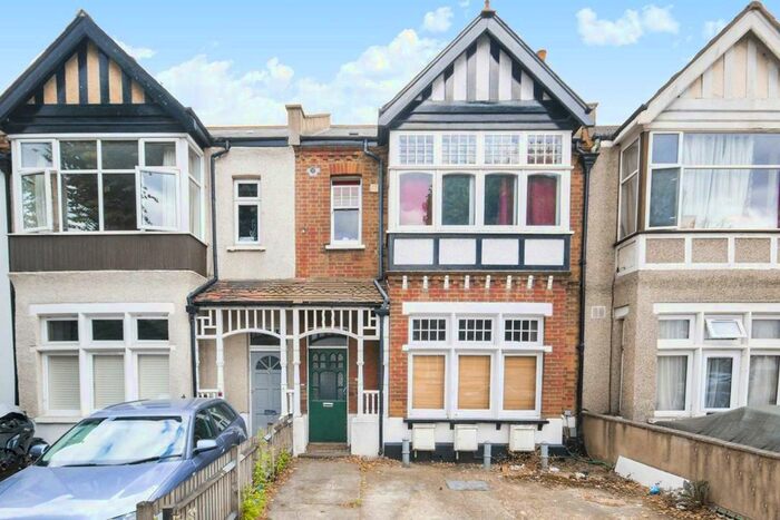 1 Bedroom Property To Rent In Little Ealing Lane, London, W5