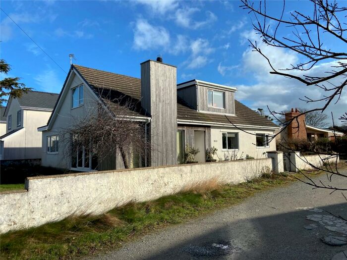 4 Bedroom Detached House For Sale In Four Mile Bridge, Holyhead, Sir Ynys Mon, LL65
