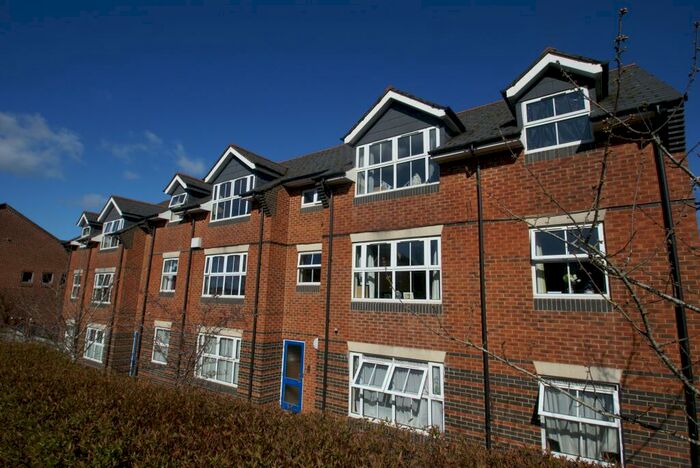 1 Bedroom Flat To Rent In London Street, Andover, SP10